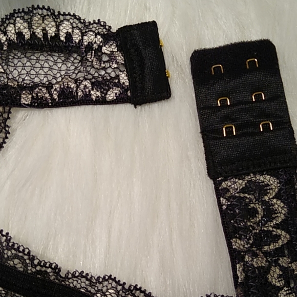 LAST ONE!!!Sam Edelman bralette - Picture 4 of 5